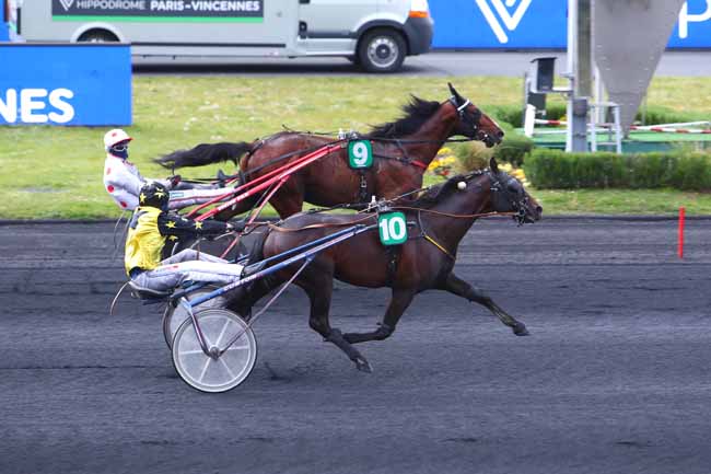 Photo d'arrivée de la course pmu PRIX MAGINUS à PARIS-VINCENNES le Vendredi 30 avril 2021