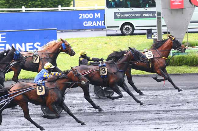 Photo d'arrivée de la course pmu PRIX DE FECAMP à PARIS-VINCENNES le Samedi 15 mai 2021