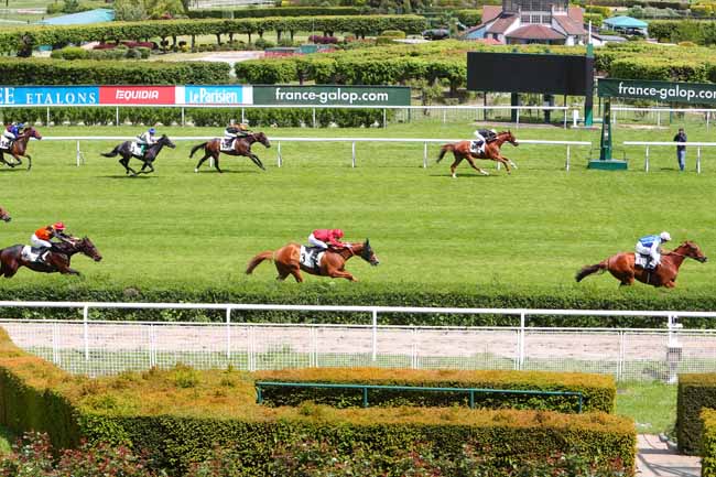 Photo d'arrivée de la course pmu HANDICAP DE L'ILE-DE-FRANCE à SAINT-CLOUD le Mardi 18 mai 2021