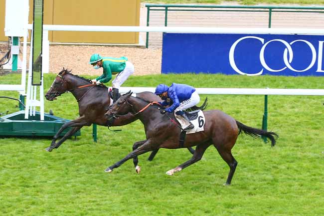 Photo d'arrivée de la course pmu PRIX DE MONTRETOUT à LONGCHAMP le Lundi 24 mai 2021