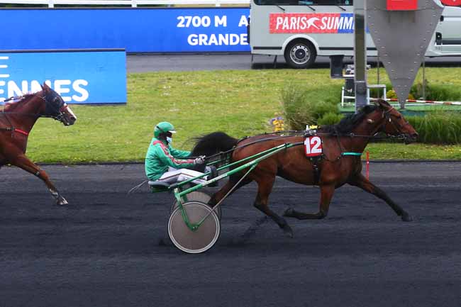 Photo d'arrivée de la course pmu PRIX IAPETUS à PARIS-VINCENNES le Mardi 25 mai 2021