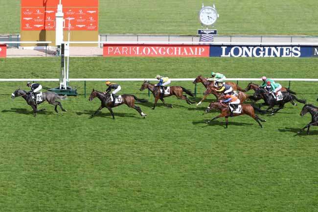 Photo d'arrivée de la course pmu PRIX DE L'ILE SAINT-LOUIS à LONGCHAMP le Jeudi 3 juin 2021