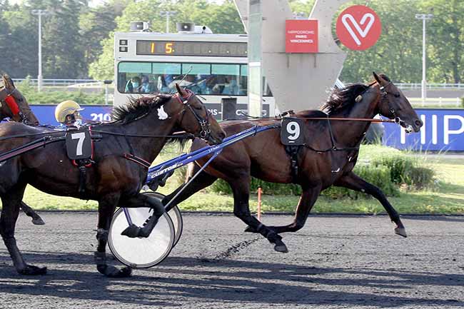Photo d'arrivée de la course pmu PRIX CAECILIA à PARIS-VINCENNES le Vendredi 11 juin 2021