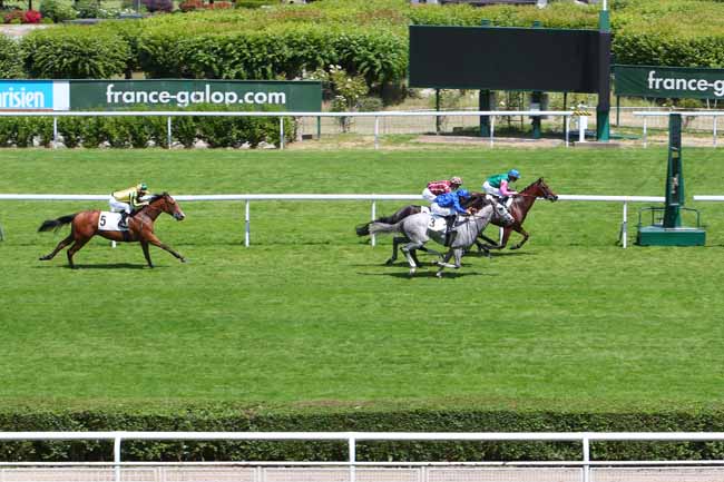 Photo d'arrivée de la course pmu PRIX EPINARD à SAINT-CLOUD le Mercredi 16 juin 2021