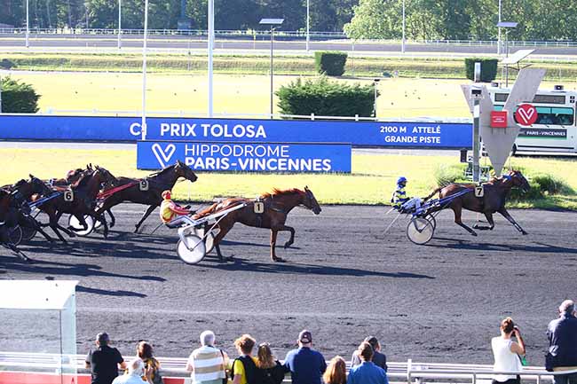 Photo d'arrivée de la course pmu PRIX TOLOSA à PARIS-VINCENNES le Vendredi 18 juin 2021