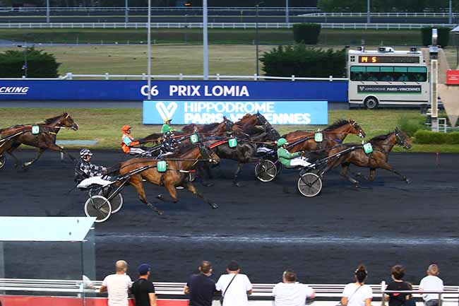 Photo d'arrivée de la course pmu PRIX LOMIA à PARIS-VINCENNES le Vendredi 18 juin 2021