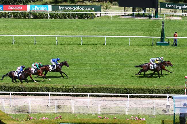Photo d'arrivée de la course pmu PRIX CHATEAU BOUSCAUT à SAINT-CLOUD le Lundi 21 juin 2021