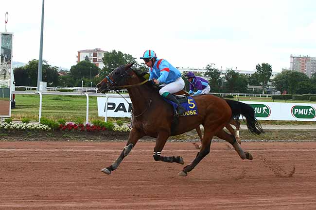 Photo d'arrivée de la course pmu PRIX MICHEL-MARCEL GOUGEON - PRIX RFM à TOULOUSE le Mercredi 23 juin 2021