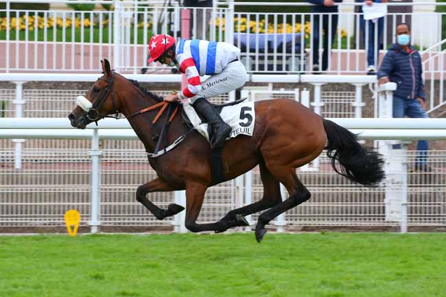 Photo d'arrivée de la course pmu PRIX DU VESINET à AUTEUIL le Mercredi 23 juin 2021