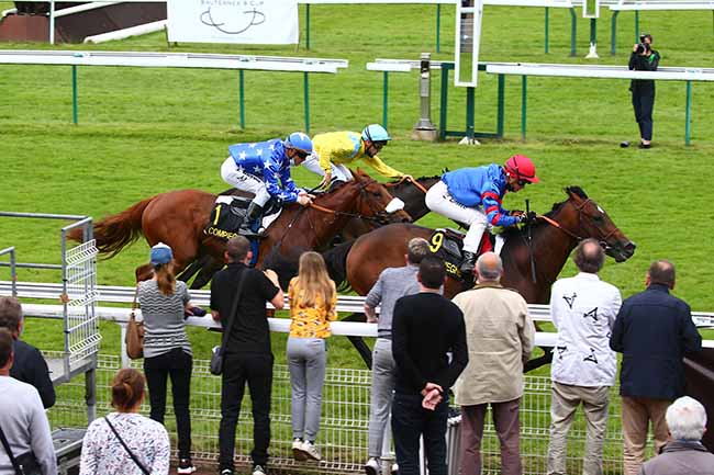 Photo d'arrivée de la course pmu PRIX SAUTERNES'S CUP - PRIX DU BRAS D'OR à COMPIEGNE le Samedi 26 juin 2021