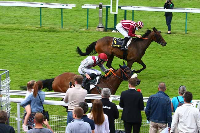Photo d'arrivée de la course pmu PRIX FONDATION CLAUDE POMPIDOU - PRIX DU THEATRE IMPERIAL à COMPIEGNE le Samedi 26 juin 2021