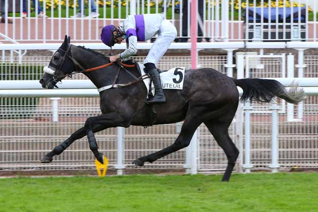Photo d'arrivée de la course pmu PRIX GERALD DE ROCHEFORT à AUTEUIL le Mardi 29 juin 2021