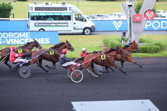 Photo d'arrivée de la course pmu PRIX OCEANA à PARIS-VINCENNES le Mardi 29 juin 2021
