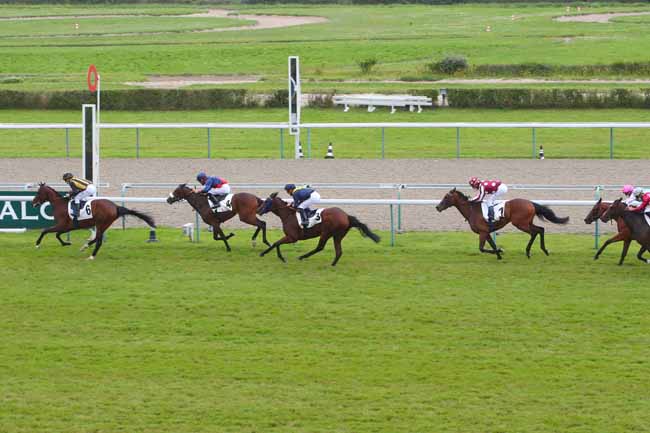 Photo d'arrivée de la course pmu PRIX DE LA REINE MATHILDE à DEAUVILLE le Mardi 13 juillet 2021