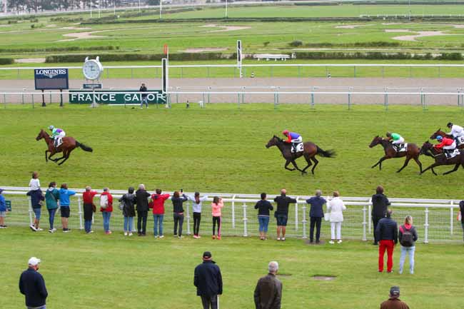 Photo d'arrivée de la course pmu PRIX DES FOALS à DEAUVILLE le Mardi 13 juillet 2021