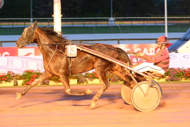 Photo d'arrivée de la course pmu PRIX NORMANDIE CABOURG PAYS D'AUGE à CABOURG le Vendredi 23 juillet 2021