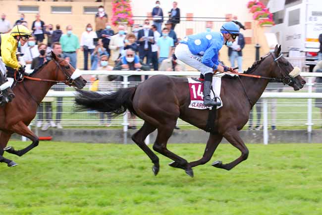 Photo d'arrivée de la course pmu PRIX LE CERCLE DE DEAUVILLE (PRIX DE JERSEY) à CLAIREFONTAINE le Dimanche 1 août 2021