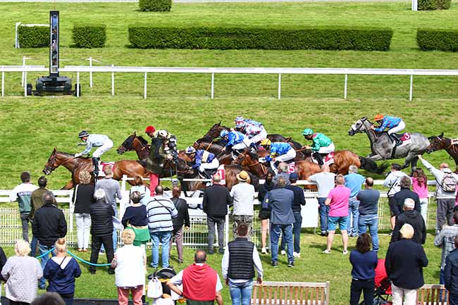 Photo d'arrivée de la course pmu PRIX 