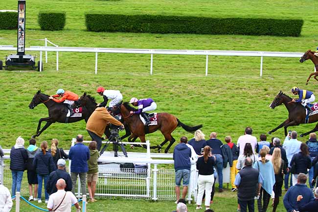 Photo d'arrivée de la course pmu PRIX TATTOO WAS BETTER BEFORE (PRIX ROBERT LE MAGNIFIQUE) à CLAIREFONTAINE le Mercredi 18 août 2021