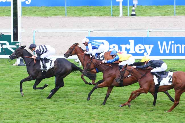 Photo d'arrivée de la course pmu PRIX DE LA REBOURSIERE à DEAUVILLE le Dimanche 22 août 2021