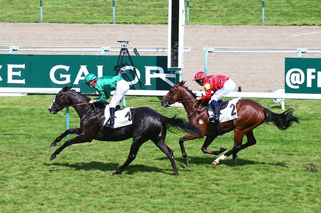 Photo d'arrivée de la course pmu PRIX DES ROCHES NOIRES à DEAUVILLE le Mardi 24 août 2021
