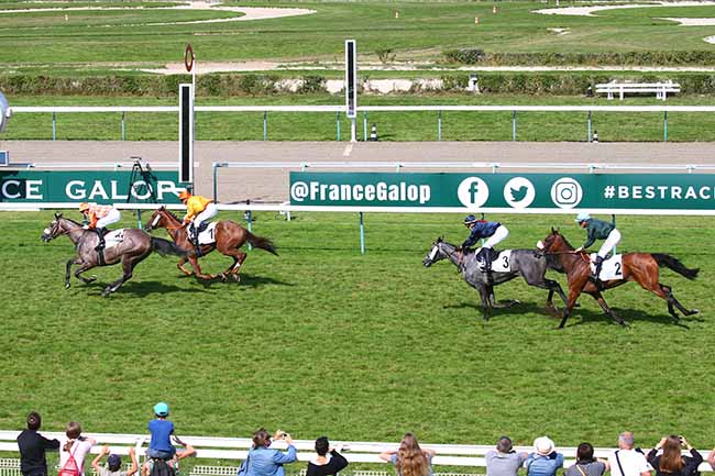 Photo d'arrivée de la course pmu PRIX DE VICTOT à DEAUVILLE le Mardi 24 août 2021