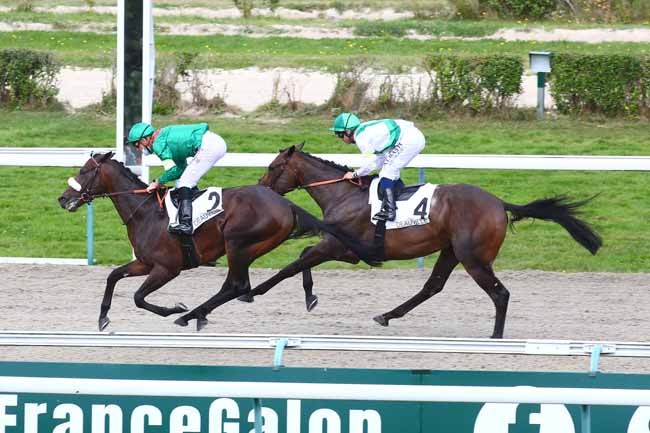 Photo d'arrivée de la course pmu PRIX RACEANDCARE (PRIX DE CRIQUEVILLE) à DEAUVILLE le Samedi 28 août 2021