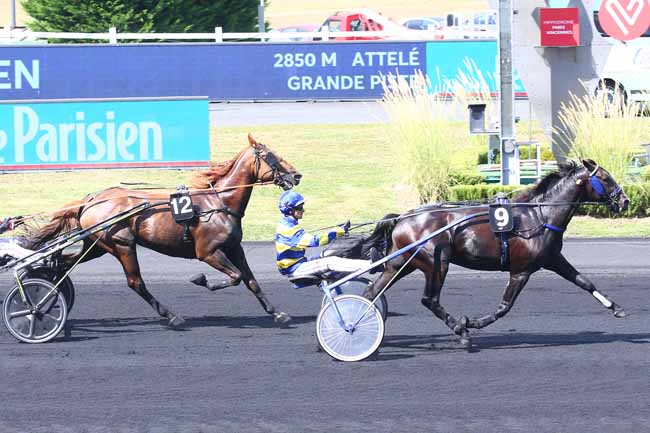 Photo d'arrivée de la course pmu PRIX LE PARISIEN (PRIX DE NEUILLY) à PARIS-VINCENNES le Samedi 4 septembre 2021