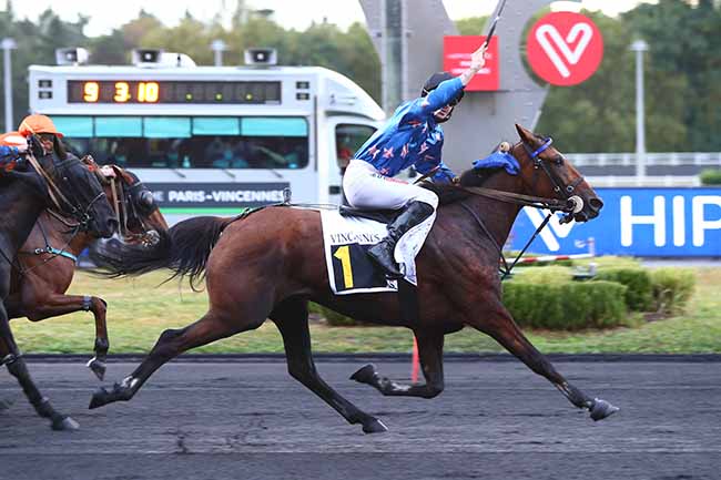 Photo d'arrivée de la course pmu PRIX CENERI FORCINAL à PARIS-VINCENNES le Vendredi 10 septembre 2021
