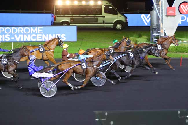 Photo d'arrivée de la course pmu PRIX MAJA à PARIS-VINCENNES le Vendredi 22 octobre 2021