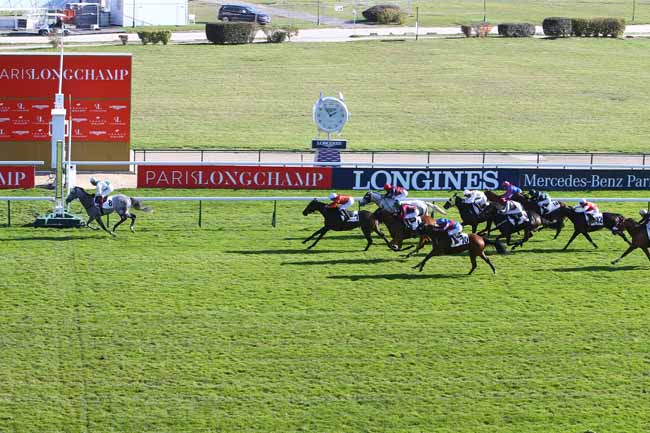 Photo d'arrivée de la course pmu PRIX RIEUSSEC à LONGCHAMP le Jeudi 28 octobre 2021
