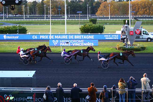 Photo d'arrivée de la course pmu PRIX DE MAURE DE BRETAGNE à PARIS-VINCENNES le Mercredi 3 novembre 2021