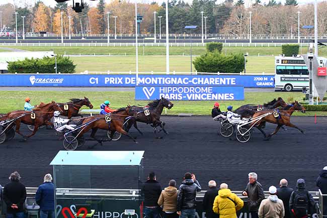 Photo d'arrivée de la course pmu PRIX DE MONTIGNAC-CHARENTE à PARIS-VINCENNES le Lundi 22 novembre 2021