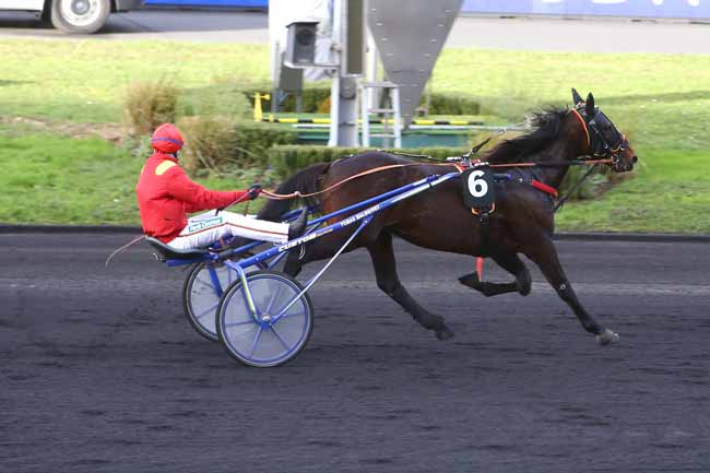 Photo d'arrivée de la course pmu PRIX DE BONNEUIL à PARIS-VINCENNES le Mercredi 5 janvier 2022