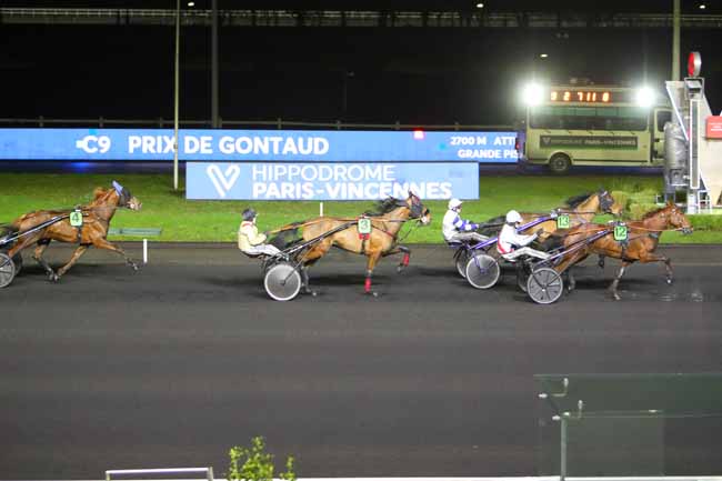 Photo d'arrivée de la course pmu PRIX DE GONTAUD à PARIS-VINCENNES le Dimanche 9 janvier 2022