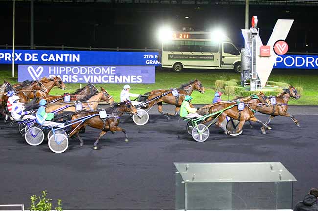 Photo d'arrivée de la course pmu PRIX DE CANTIN à PARIS-VINCENNES le Jeudi 20 janvier 2022