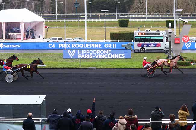 Photo d'arrivée de la course pmu PRIX ROQUEPINE à PARIS-VINCENNES le Samedi 29 janvier 2022