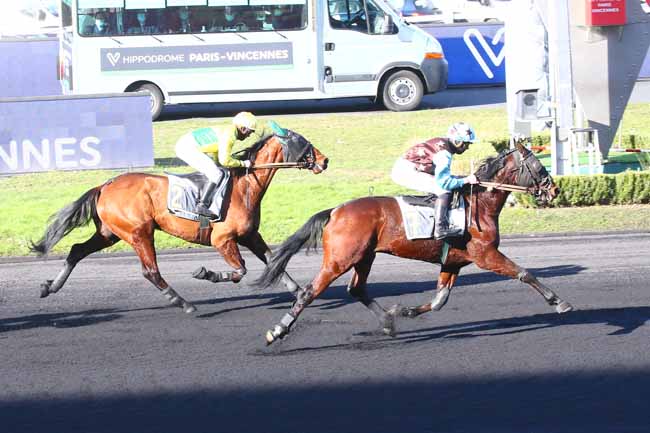 Photo d'arrivée de la course pmu PRIX HENRI HELLARD à PARIS-VINCENNES le Lundi 7 février 2022