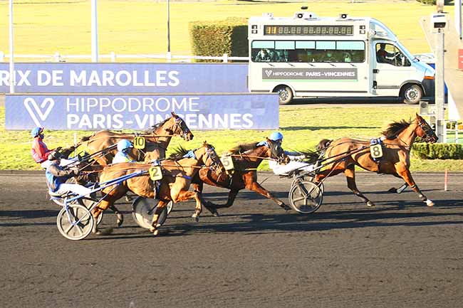 Photo d'arrivée de la course pmu PRIX DE MAROLLES à PARIS-VINCENNES le Mercredi 9 février 2022