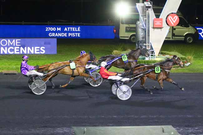 Photo d'arrivée de la course pmu PRIX MICHEL POTIEZ à PARIS-VINCENNES le Samedi 12 février 2022