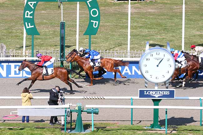 Photo d'arrivée de la course pmu PRIX DE LA BROUTILLERIE à CHANTILLY le Mercredi 9 mars 2022