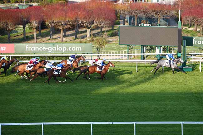 Photo d'arrivée de la course pmu PRIX BALMORAL à SAINT CLOUD le Jeudi 24 mars 2022