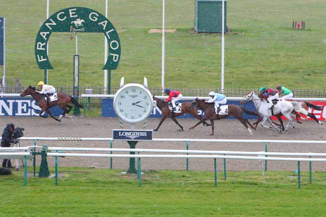 Photo d'arrivée de la course pmu CHAMPIONNAT PARISTURF DES APPRENTIS JEUNES JOCKEYS à CHANTILLY le Vendredi 1 avril 2022