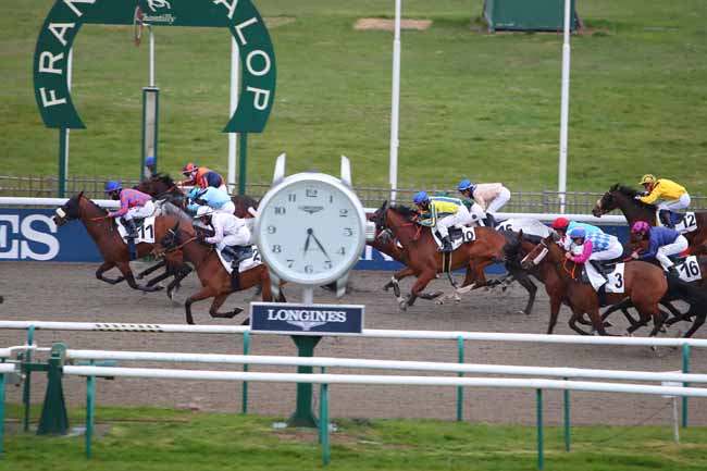 Photo d'arrivée de la course pmu PRIX DE LA RURALOISE à CHANTILLY le Vendredi 1 avril 2022