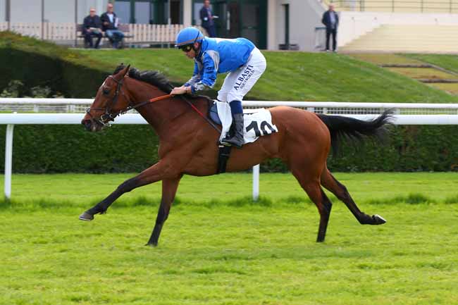 Photo d'arrivée de la course pmu PRIX DE LA VILLA EUGENIE à SAINT CLOUD le Vendredi 15 avril 2022