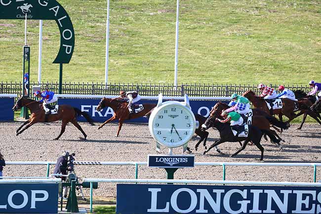 Photo d'arrivée de la course pmu PRIX DE BOREST à CHANTILLY le Vendredi 6 mai 2022