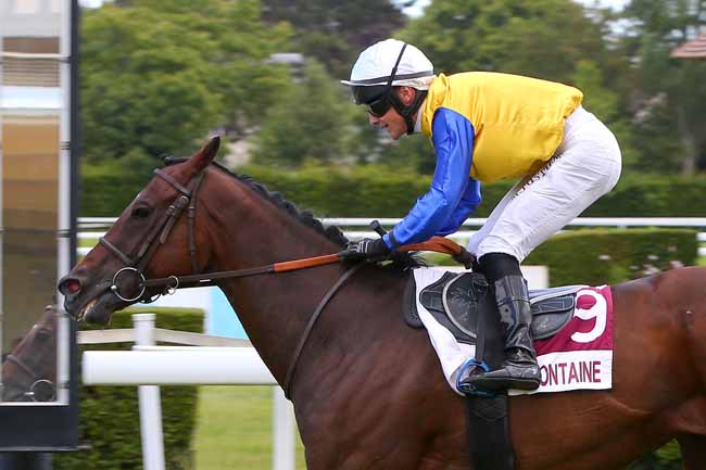 Photo d'arrivée de la course pmu PRIX LES AMMOS DE CLAIREFONTAINE (PRIX PHILIPPE PAQUET) à CLAIREFONTAINE le Vendredi 1 juillet 2022