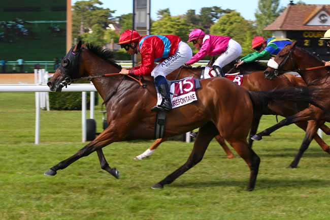 Photo d'arrivée de la course pmu PRIX LE BAR A CHAMPAGNE MUMM (PRIX DE LA CROIX BRISEE) à CLAIREFONTAINE le Vendredi 1 juillet 2022