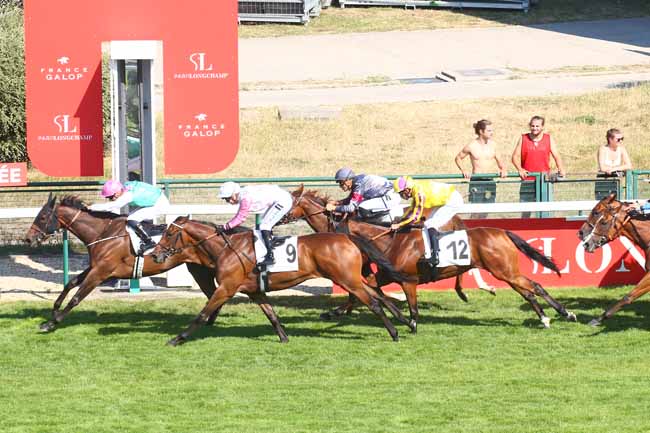 Photo d'arrivée de la course pmu PRIX DE BERCY à LONGCHAMP le Jeudi 14 juillet 2022
