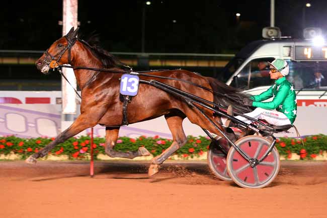 Photo d'arrivée de la course pmu PRIX DES PIVOINES à CABOURG le Vendredi 15 juillet 2022
